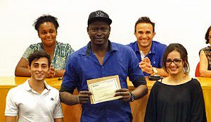 Haitianos/as se formam no 1 ciclo de curso de portugus na Unimep